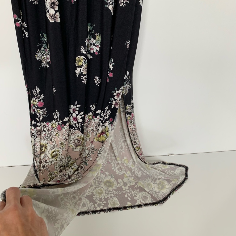 NWOT Floral Maxi Dress - Picture 12 of 16